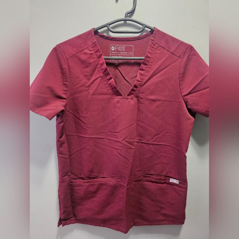 Figs Maroon Burgundy Catarina One Pocket Scrub Top XS